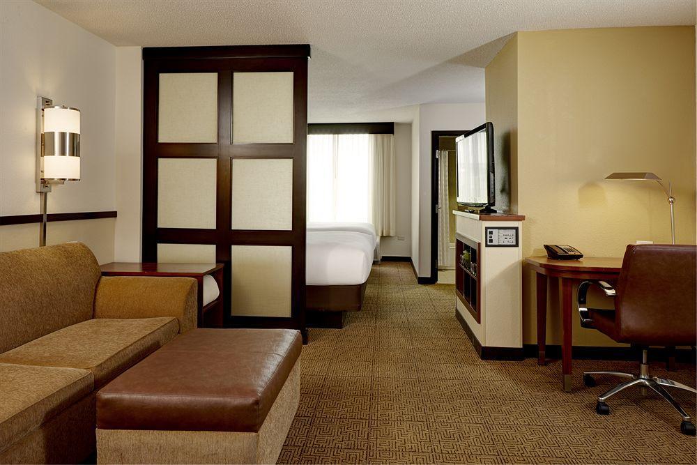 Hyatt Place Гарден-Сіті Екстер'єр фото